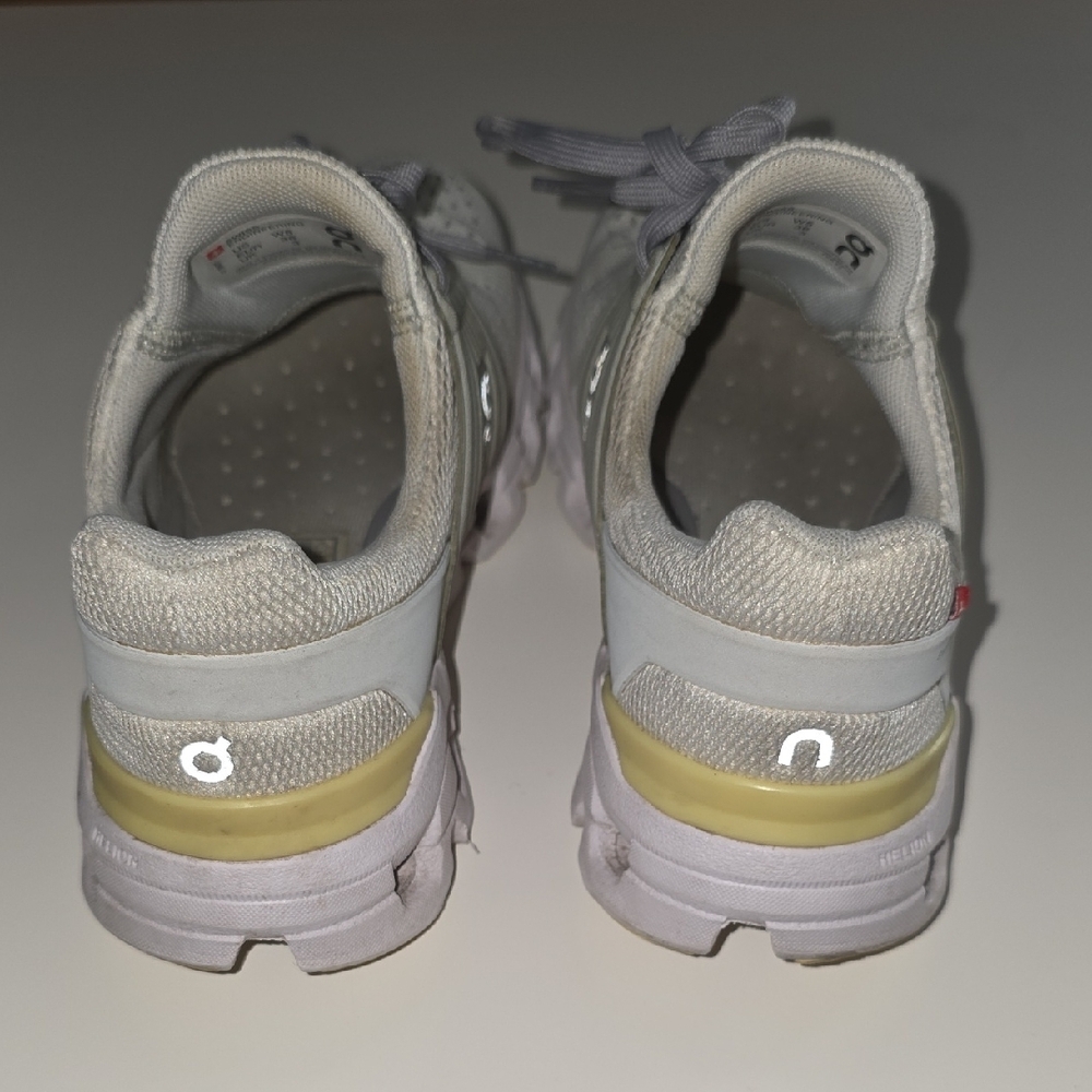 On Cloud Running Sneakers - Picture 2 of 8